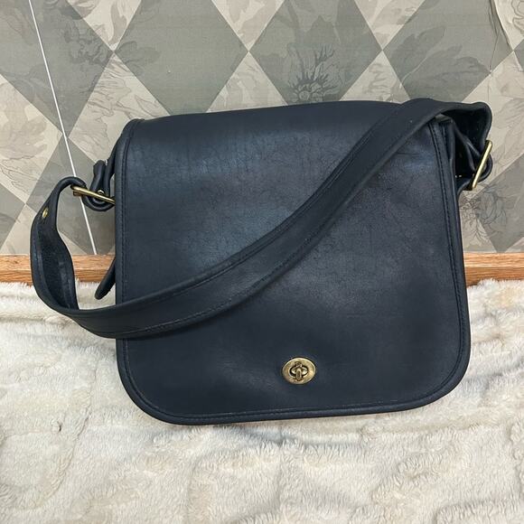 Vintage Coach Black Leather Stewardess Bag c.1970s - Picture 1 of 11